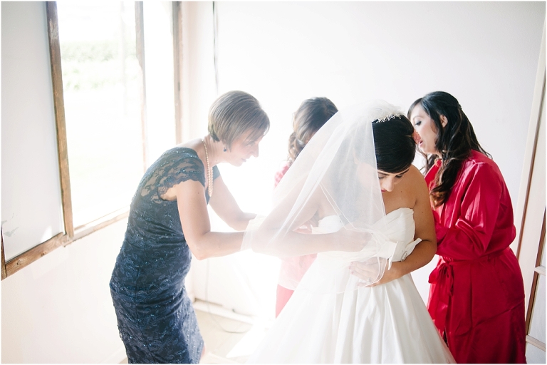 Artemio and Bethany Chavez Wedding at Fontaine Estates Winery in Yakima Washington Wedding Photography -16