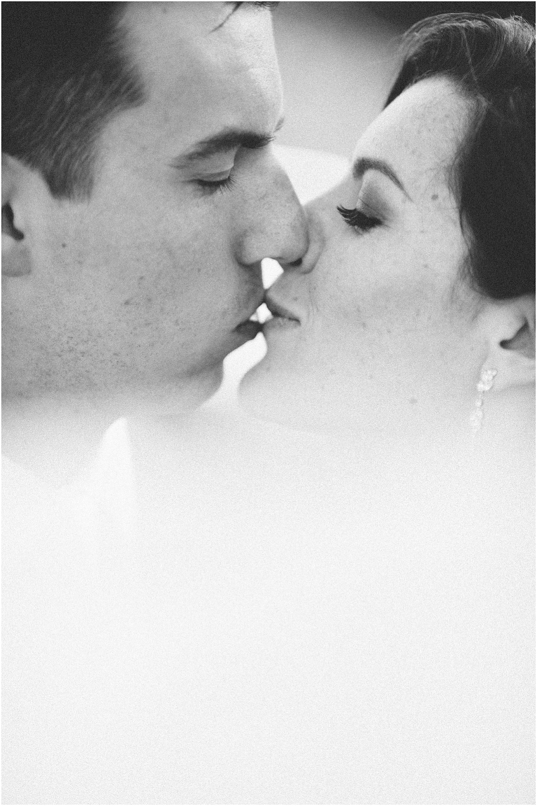 kaitlin-elijah-oak-park-chicago-wedding-photography-jasmine-nicole-photography-52