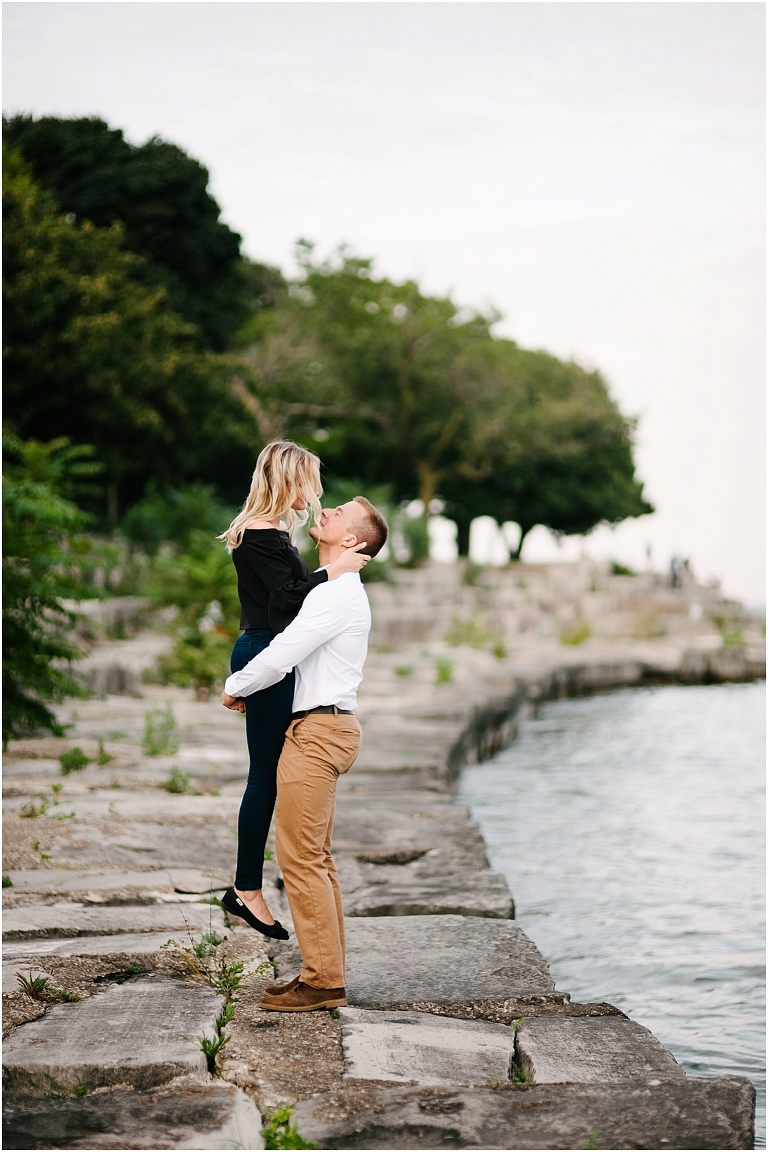 chicago-promontory-point-engagement-photography-jasmine-nicole-photo-42