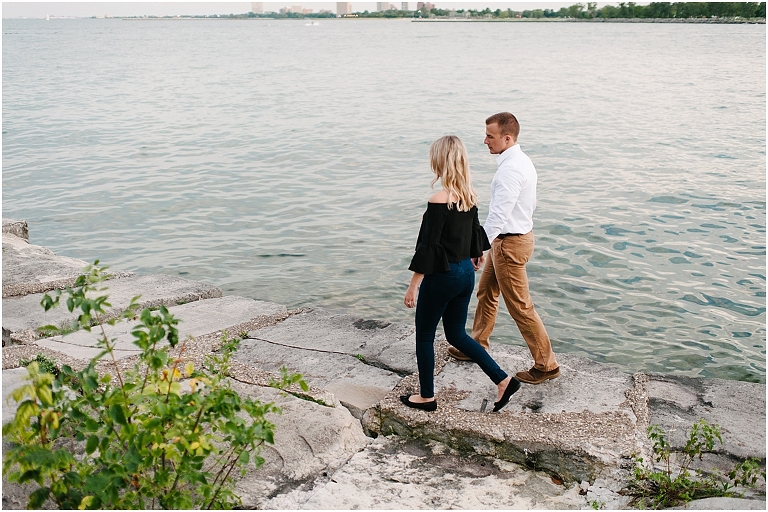 chicago-promontory-point-engagement-photography-jasmine-nicole-photo-51