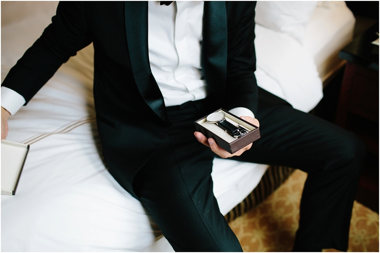 nick-christine-bridgeport-art-center-chicago-wedding-photography-24