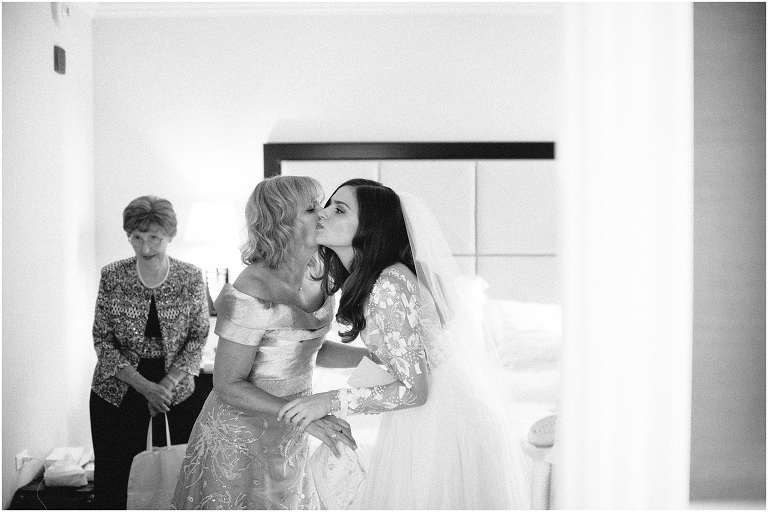 nick-christine-bridgeport-art-center-chicago-wedding-photography-51